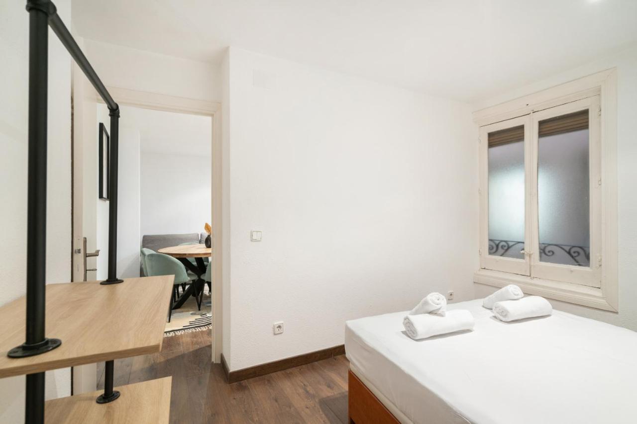 Apartamento En La Puerta Del Sol Madrid Exterior photo