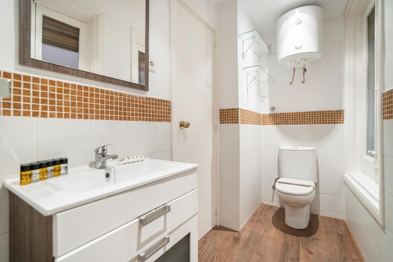 Apartamento En La Puerta Del Sol Madrid Exterior photo